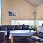 Stunning In With Sauna * Nedstrand